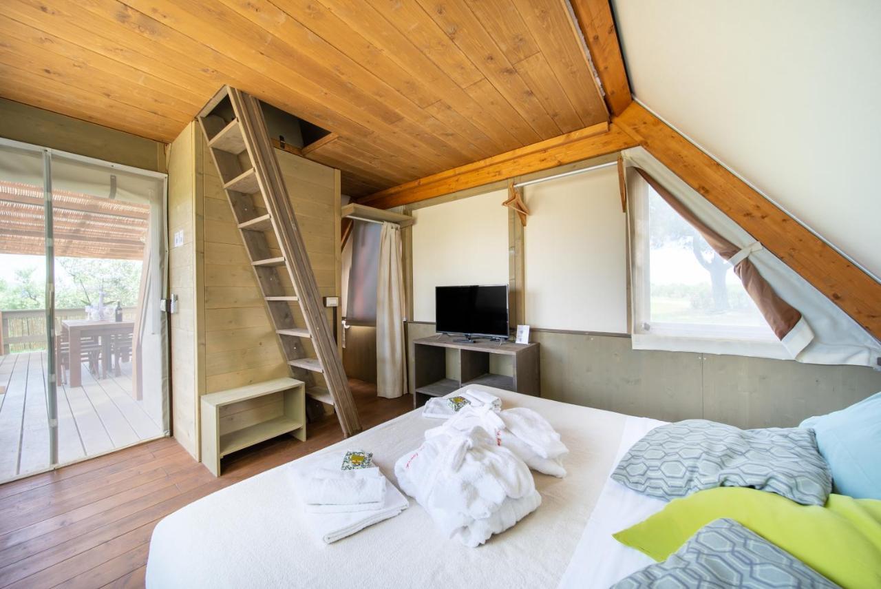 Hotel Glamping Gli Etruschi Piombino Exterior foto